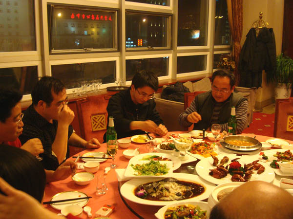 公司举办2012新年酒会(图6)